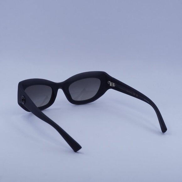 Gucci GG1784S 001 Sunglasses Dark Grey Cat Eye Frame, Grey Lenses - Picture 8 of 11